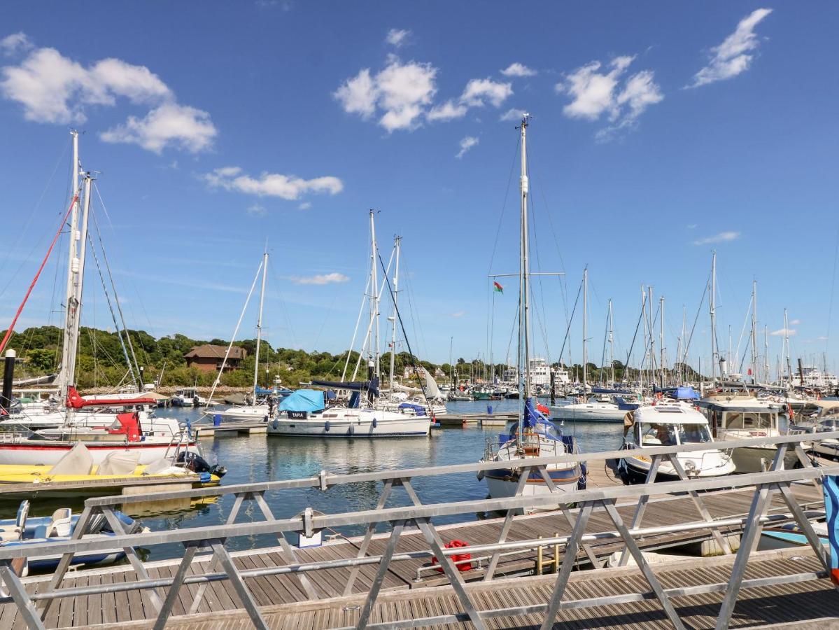 Lymington Lodge Exteriér fotografie
